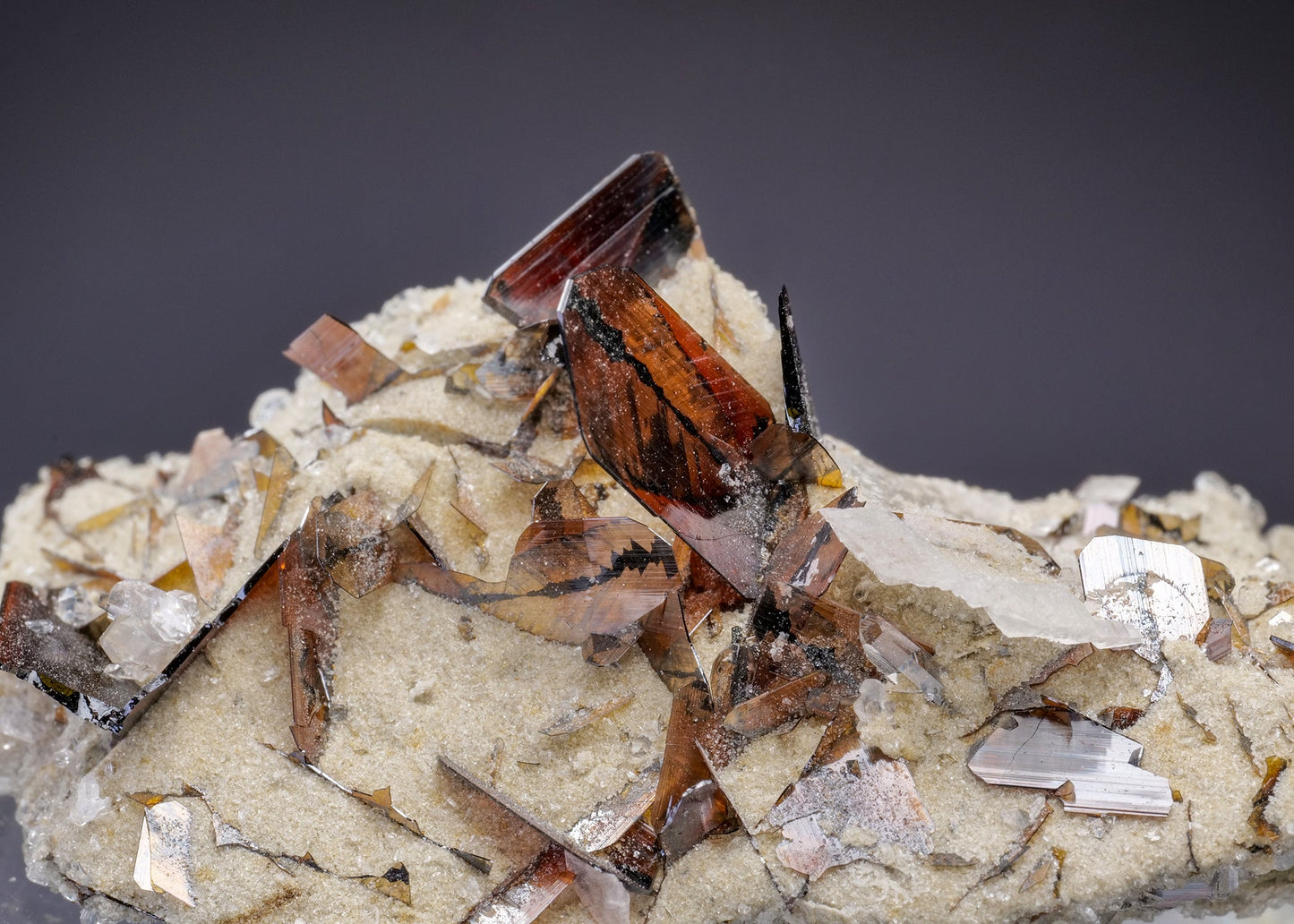 BROOKITE