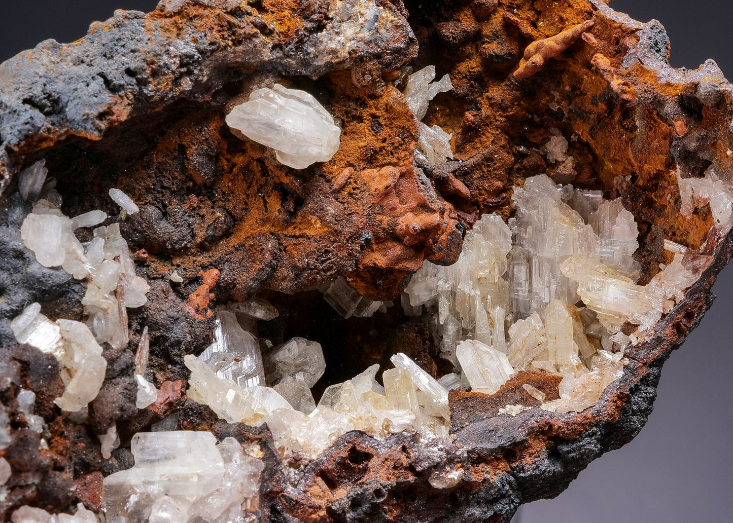 CERUSSITE