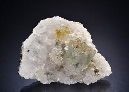 FLUORITE with SIDERITE and QUARTZ