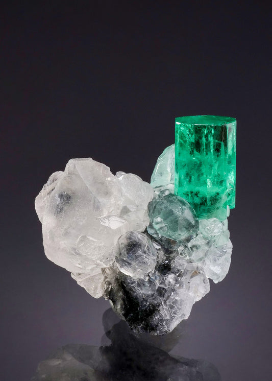 BERYL var. Emerald with CALCITE