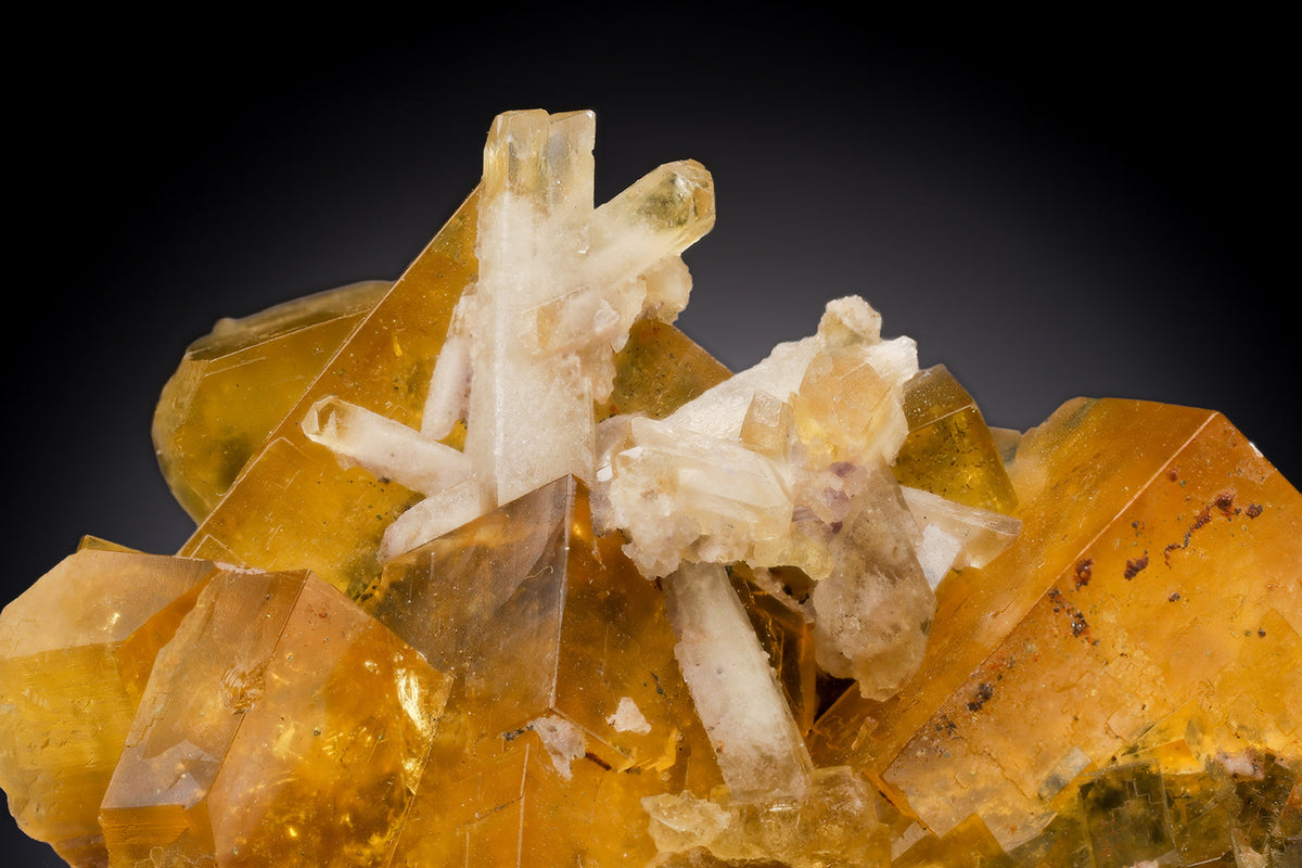FLUORITE on BARYTE