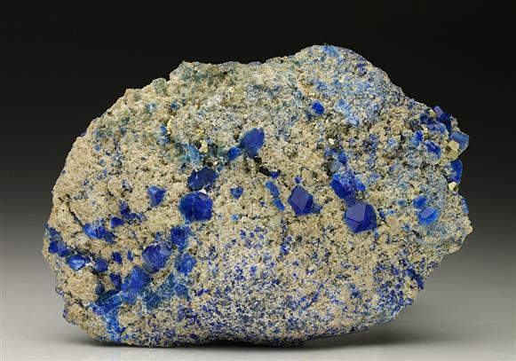 CC7353 specimen image