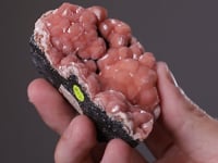RHODOCHROSITE on MANGANITE