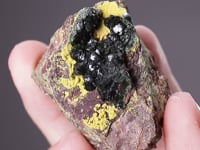 OLIVENITE   with GARTRELLITE