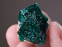 DIOPTASE on CALCITE