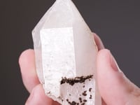 GUIMARÃESITE   on QUARTZ