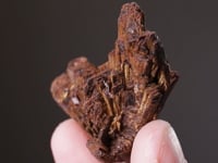 LEFONTITE