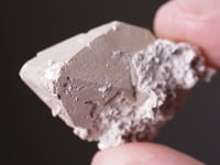 HYDROXYLHERDERITE