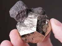 FAMATINITE   on PYRITE