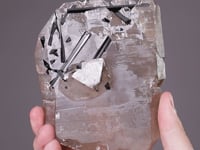 SCHORL   on QUARTZ