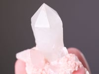 QUARTZ   on RHODOCHROSITE