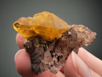 BARYTE on QUARTZ