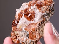GROSSULAR