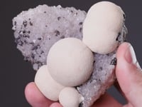 CALCITE on QUARTZ