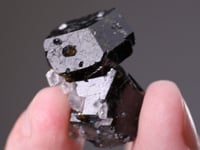 TOURMALINE (UVITE)