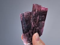 ELBAITE   var. Rubellite