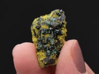 ZINCOLIVENITE   on GARTRELLITE