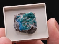 PLANCHEITE with DIOPTASE   DUFTITE on CALCITE
