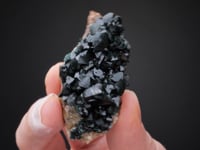 Primary MALACHITE   on QUARTZ