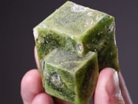 GROSSULAR GARNET