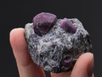 CORUNDUM   var. Ruby