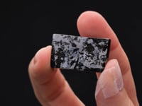 Silicated Iron (IA)    Ni-Fe Meteorite