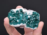 DIOPTASE   on CALCITE