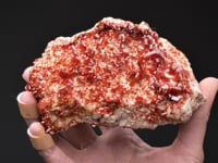 VANADINITE on BARYTE