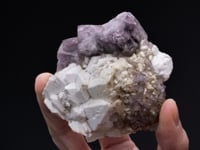 FLUORITE   on QUARTZ