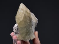 BARYTE   on DOLOMITE