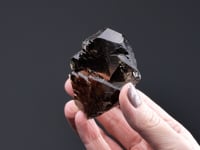 QUARTZ var. Smoky   Gwindel habit