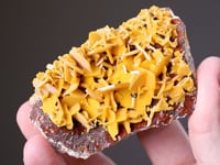 WULFENITE