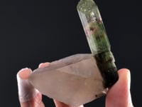 ELBAITE on QUARTZ