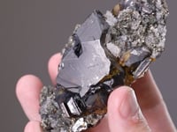 SPHALERITE with CHALCOPYRITE on QUARTZ