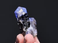 ZOISITE var. Tanzanite