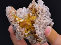 ETTRINGITE on QUARTZ