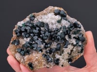 Primary MALACHITE on QUARTZ